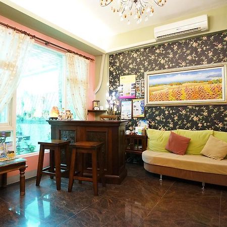 Bed and Breakfast Yaya House Jiaxin Exterior foto