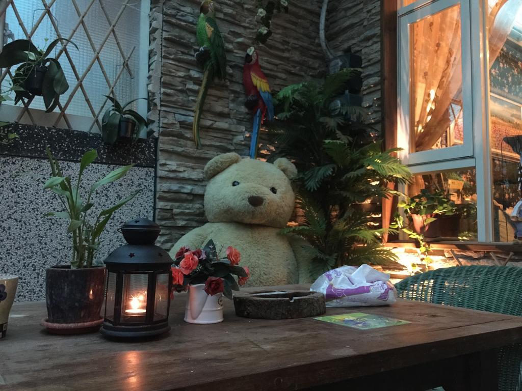 Bed and Breakfast Yaya House Jiaxin Exterior foto